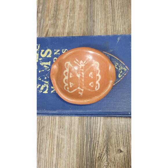Vintage Ashtray Primitive Pottery with Butterfly, Small Catchall - Picture 2 of 4